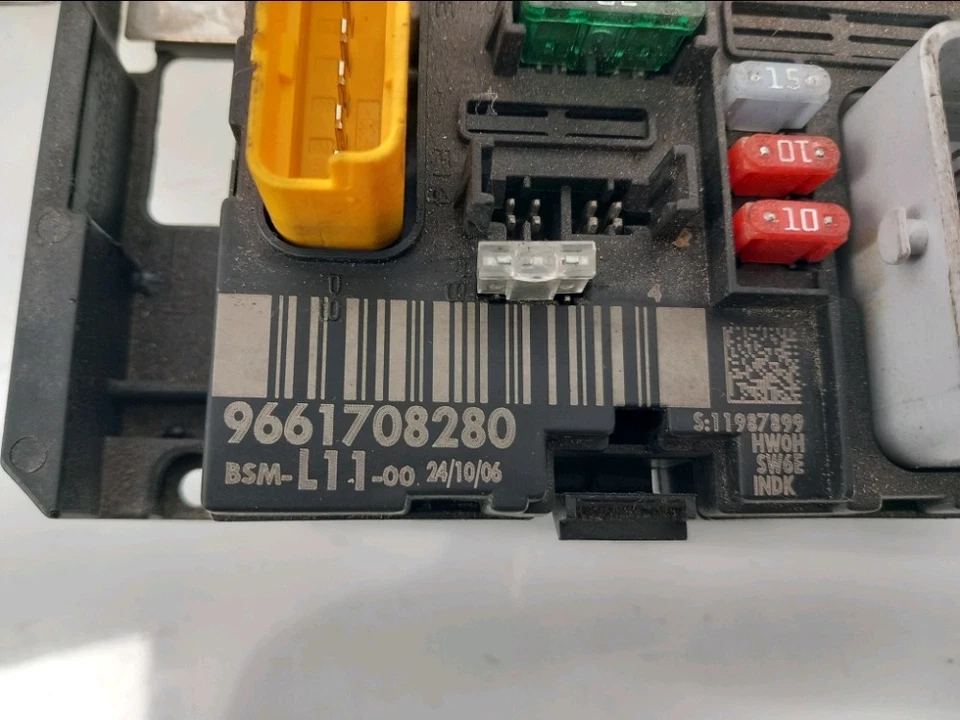 ORDINATEUR GESTION INJECTION BSM Peugeot 307 SW (3H) 2006 6500CK - Immagine 2 di 3