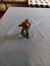 BARCLAY MANOIL GAS MASK SOLDIER 778 1930'S 40'S Broken Handgun