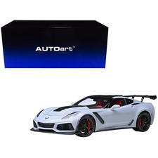 AUTOart 1:18 2019 Chevrolet Corvette C7 ZR1 Ceramic Matrix Gray Carbon Top 71277
