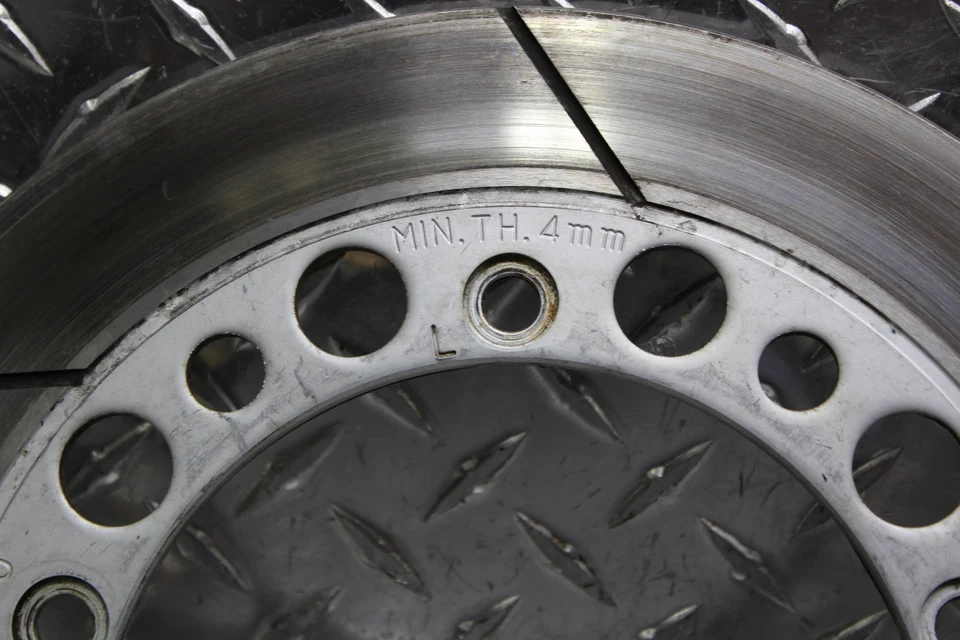 1982 HONDA V45 MAGNA VF750C FRONT LEFT RIGHT BRAKE ROTORS DISCS 45351-MB1-000 - Image 4 of 4