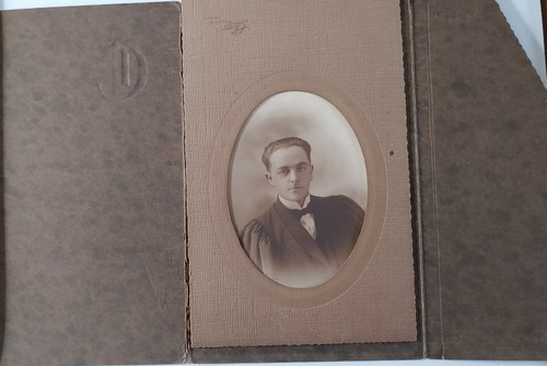 Antiguo gabinete tarjeta fotografía hombre guapo bata graduado? Profesor? Halifax - Imagen 4 de 5