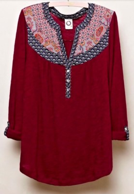 Anthropologie AKEMI + KIN Caroline Henley Shirt Plum Floral Blouse Top Purple S