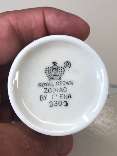 Royal Crown Sternzeichen von Elena LEO Mini Keramik oder Porzellan Vintage 2 3/8" hoch - Bild 6 von 8