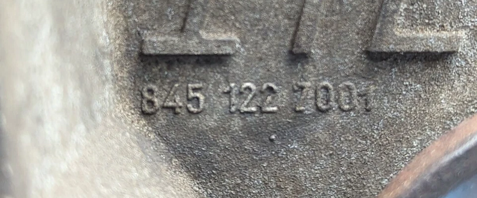 2006-2009 Range Rover Sport HSE L320 4.4L Transfer Case 8451227001 - Изображение 2 из 4