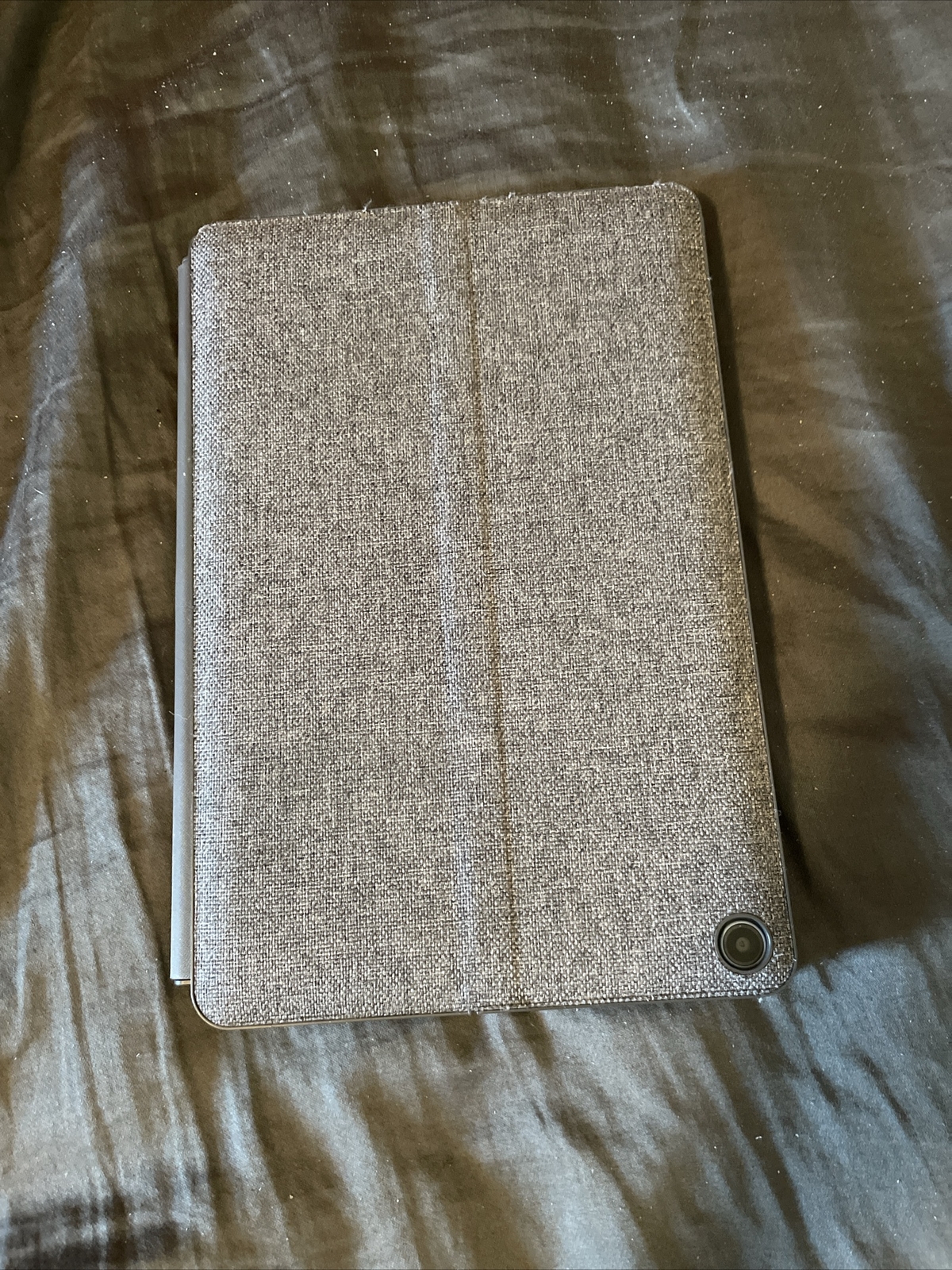 Chromebook 2-in-1 detachable laptop with touchscreen-image