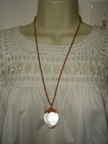 Original Steuben 18k Glass Strawberry 