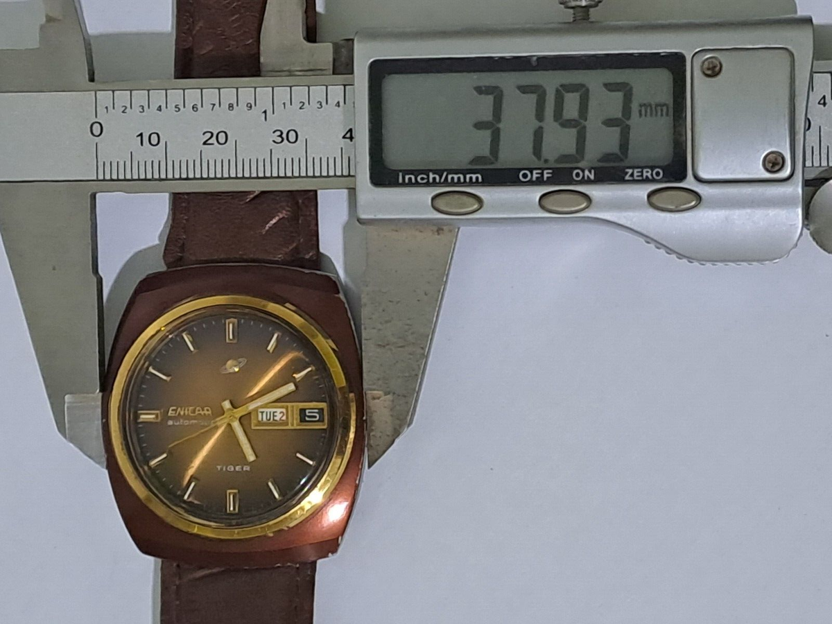 RARE ENICAR TIGER OCEAN 167.01.39 AUTOMATIC VINTAGE DAY DATE SWISS