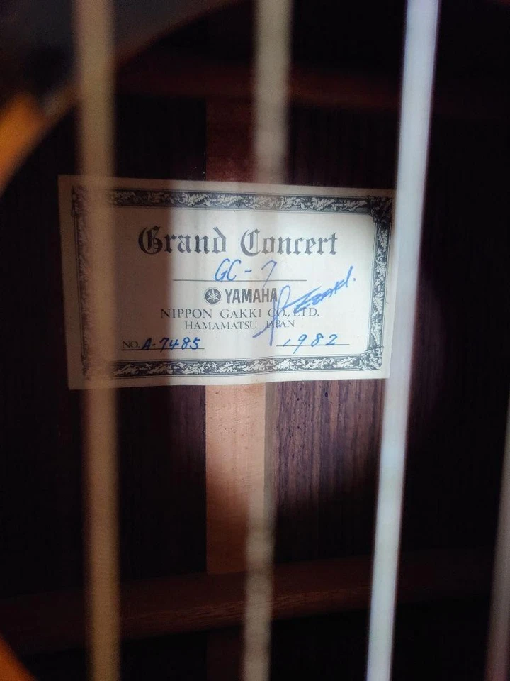 Yamaha GC-7 1982 Classical Guitar | Japan Vintage, Ezaki Signed, Solid Woods - Image 2 of 4