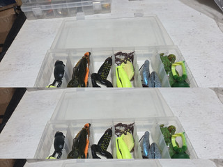 Lot 17 Vintage Fishing Tackle Topwater Lures Frogs Soft baits Top Water