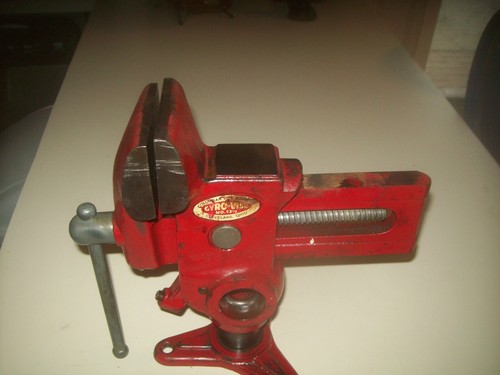 Vintage 3 1/2" Wide Gyro-Vise# 73 1/2 Made in Cleveland Ohio # 1042 & 1043 -5 - Picture 7 of 12