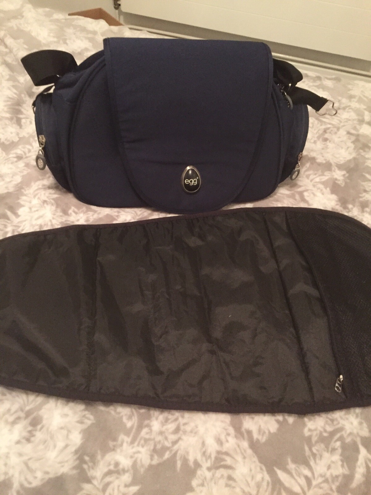 egg changing bag regal navy