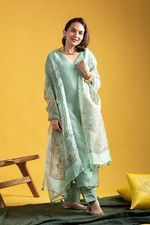 Women' s Viscose Chanderi Embroidery Kurta with Pant  Dupatta