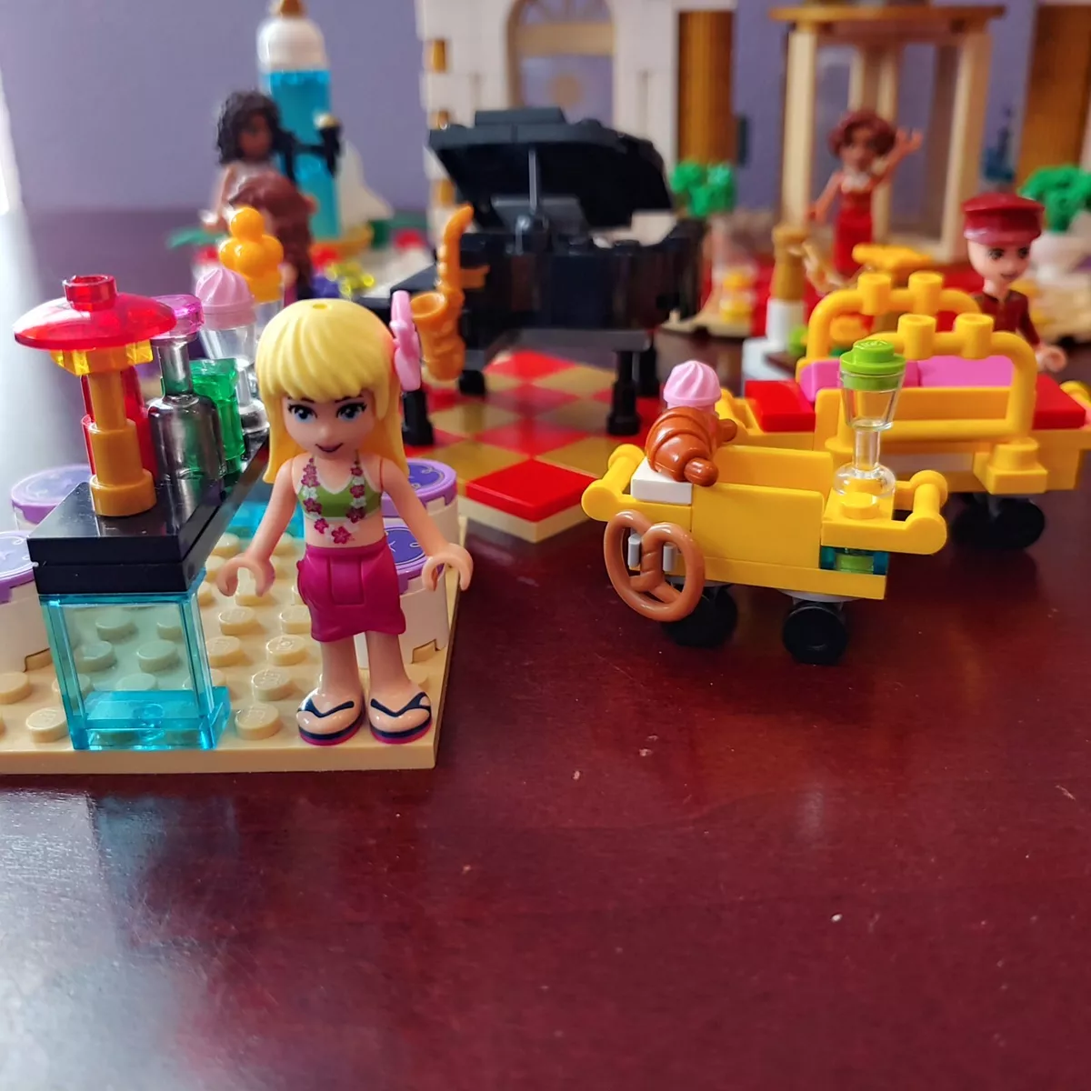 Lego 41101 Friends Heartlake Grand Hotel 100 Complete with Instructions 2015