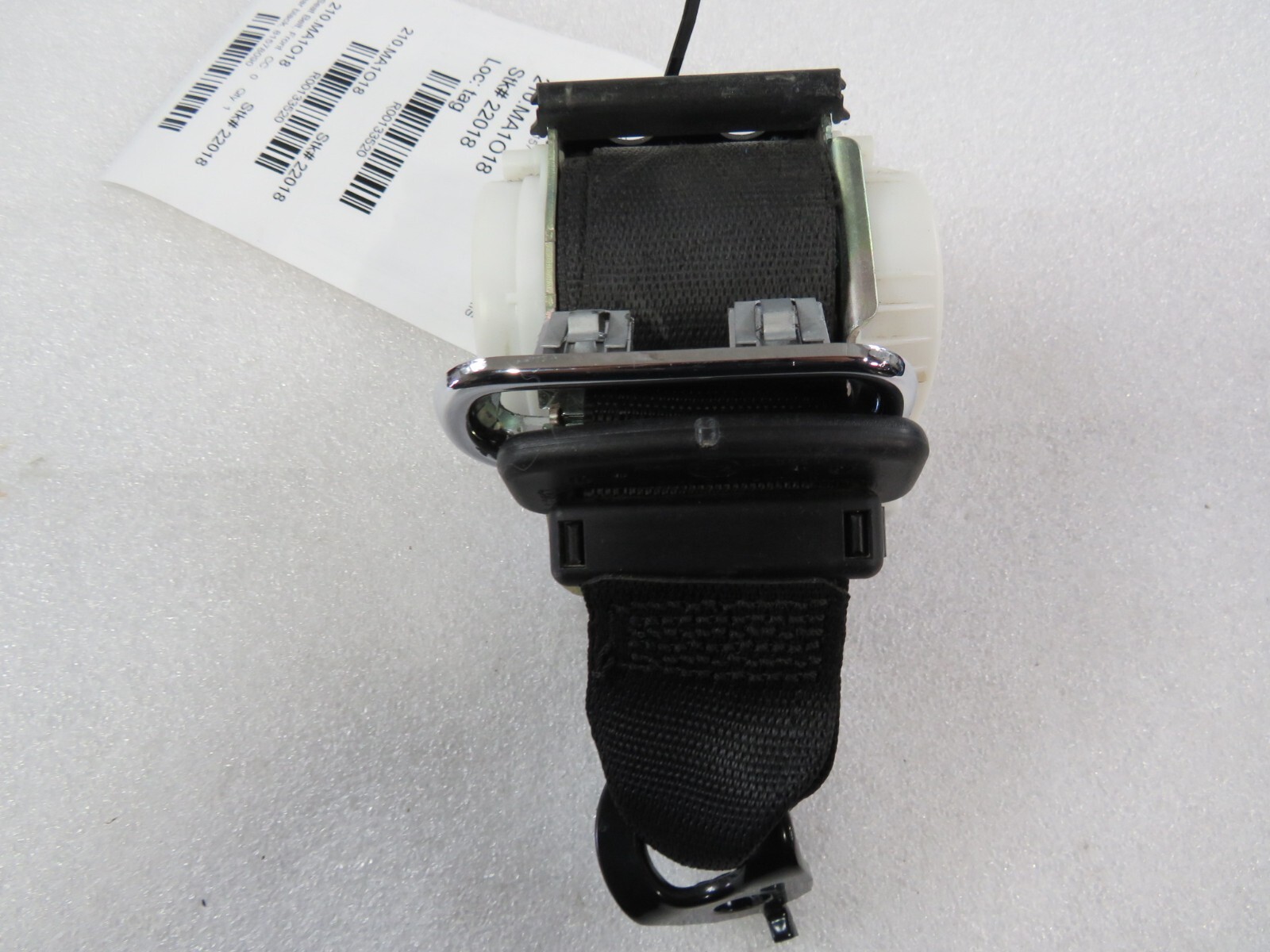 Maserati GranCabrio, Rear Seat Belt, Black, Used, P/N 81578090
