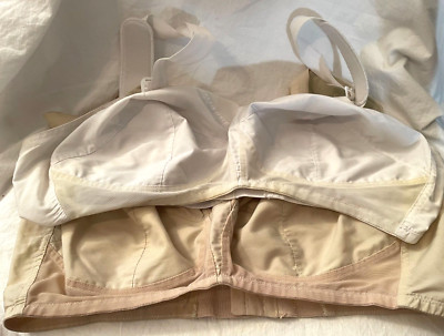 Exquiste Form Bra Style 532 Wirless Padded Adjustable Straps 38D Beige & White