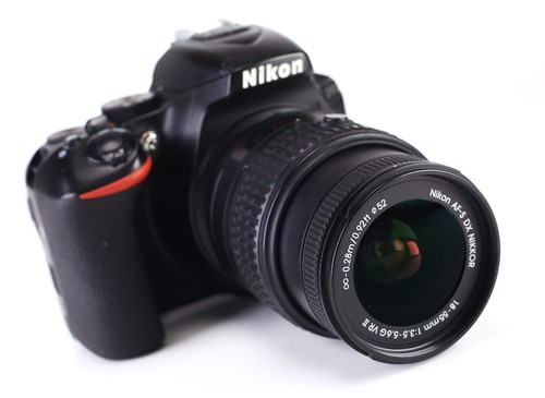 Nikon D5600 Camera & 18-55mm VR II & Tamron 70-300mm Dual Lens Kit 27,697 Shot - Picture 12 of 13