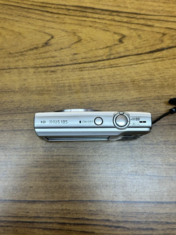 Canon IXUS 185 Digital Camera With Battery Charger - Silver - Image 3 of 4