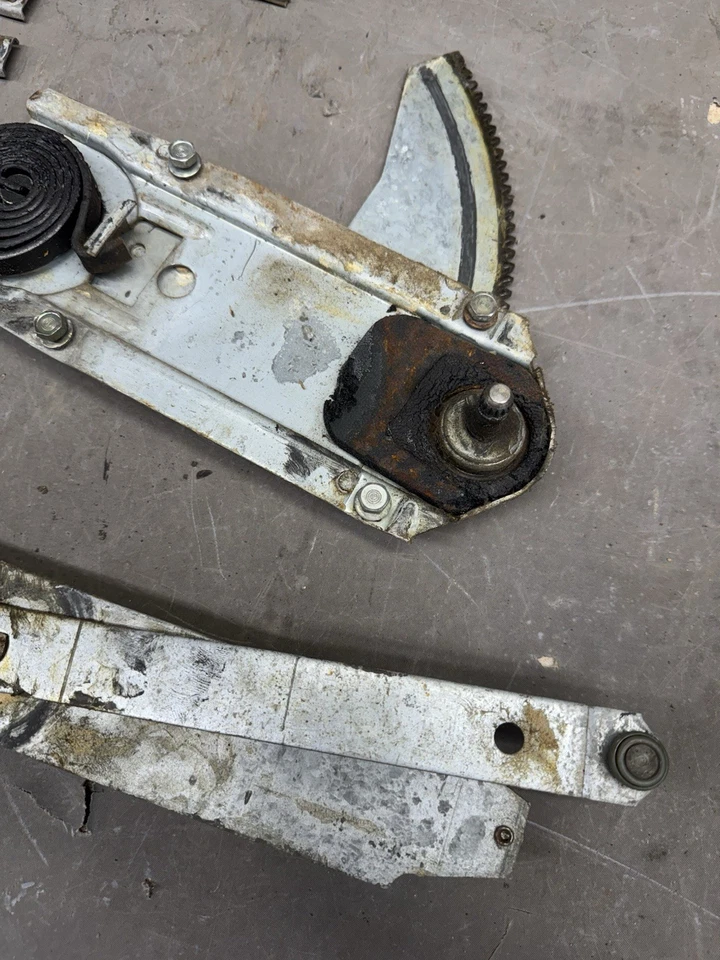 1961-1964 Chevy Impala 2 Door Window Regulators Starfire Grand Prix Jetstar 98 - Image 2 of 4