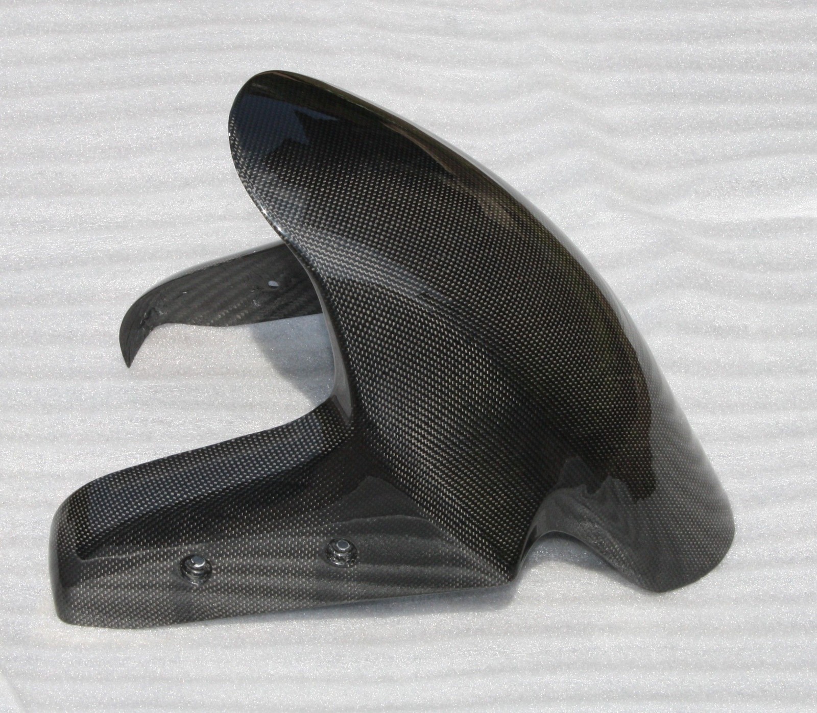 Garde-boue avant carbone Panigale V4 2025 : remplacez le plastique