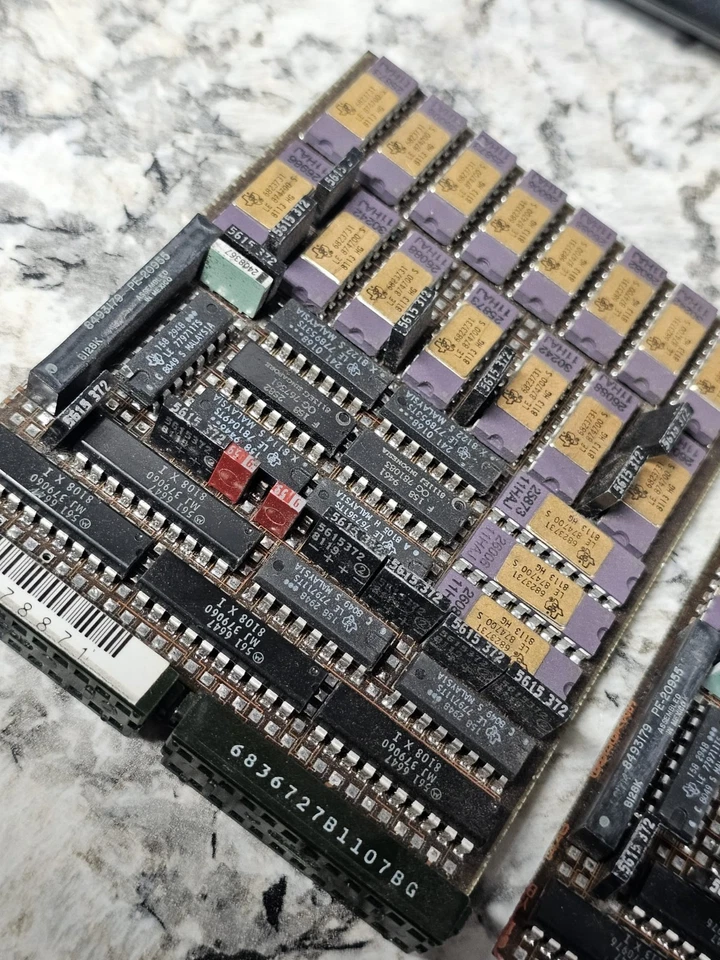 2x Vintage IBM Mainframe System 360 Boards Gold w36x Ceramic Gold IC RAM Memory - Image 3 of 4
