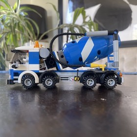 LEGO #7990: City Cement Mixer & Minifigure | Sold As Pictured | Free Shipping!!!