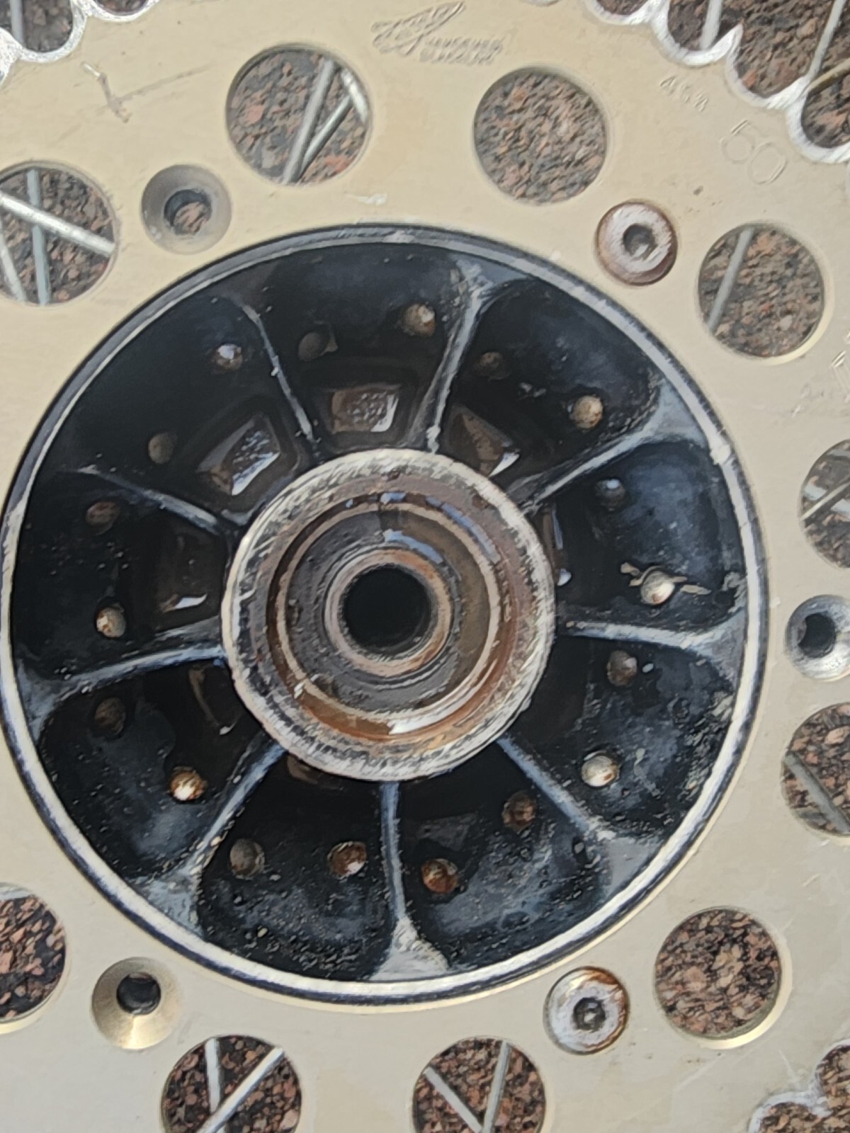 1985 Suzuki RM250 Rear Back Wheel Rim Hub 2.15 x 18 Takasago w MAC 50T