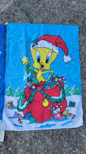 VTG 3 Lg Tweety Bird Halloween Flag Looney Tunes "Twick Or Tweet" Christmas - Picture 7 of 13