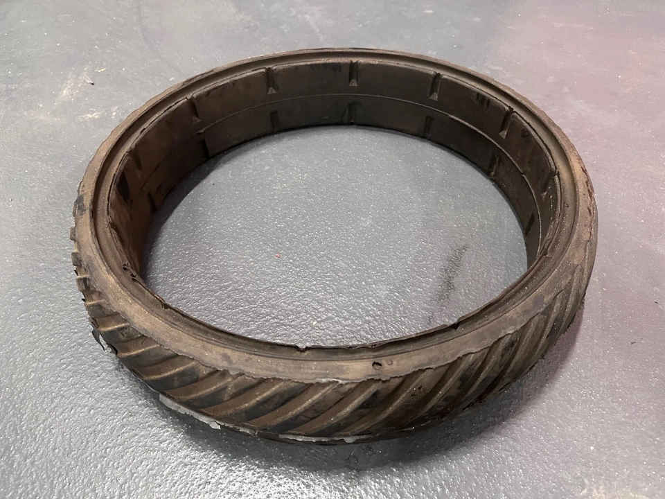 Jacobsen 316482 Rubber Tire Fairway 4x20 Chevron 71105 Blitzer F-10 Worthington - Image 2 of 4