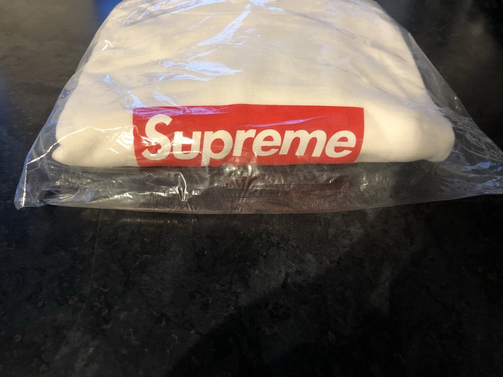 T shirt à manches longues moyennes boîte blanche logo BOGO   NEUF AVEC ÉTIQUETTES   neuf dans son emballage