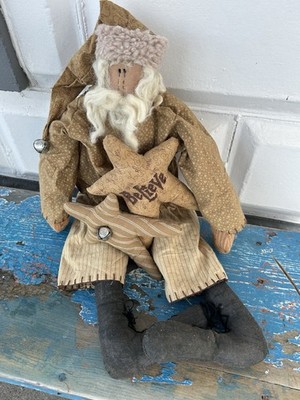 Honey & Me Primitive Folk Art  Christmas Shelf Sitter Santa Brown Believe Stars