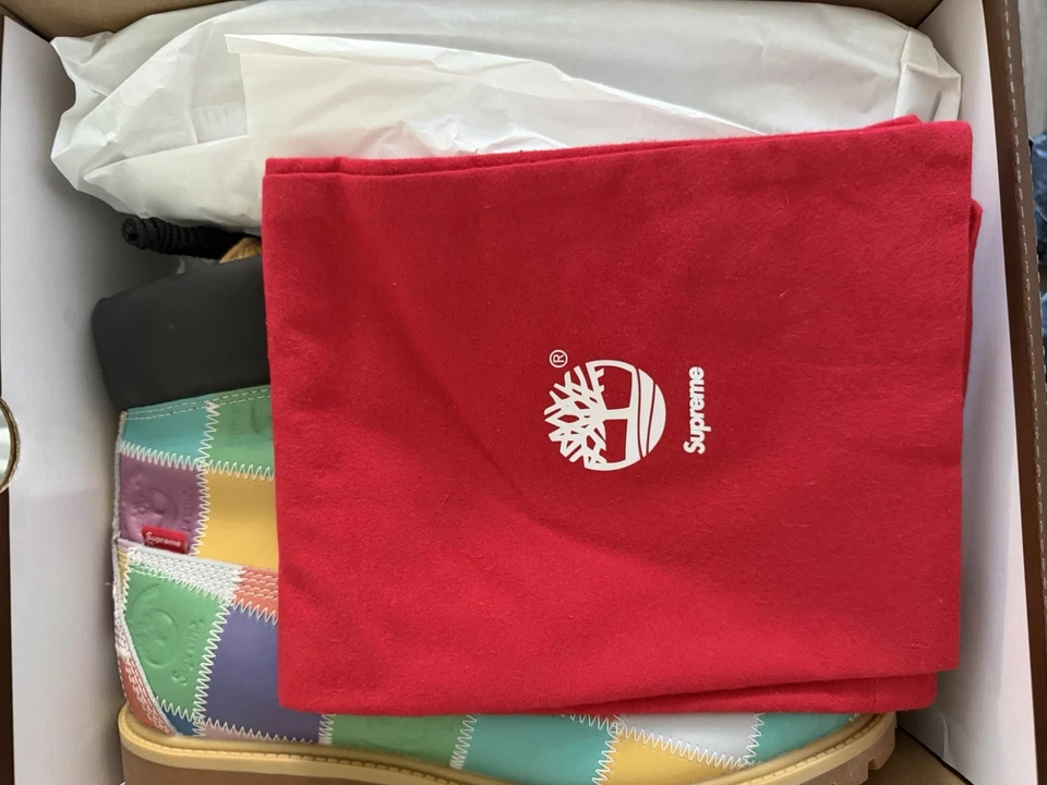 Bota impermeable premium Supreme®/Timberland® Patchwork 6" talla 11 hombre Foto 3 de 4