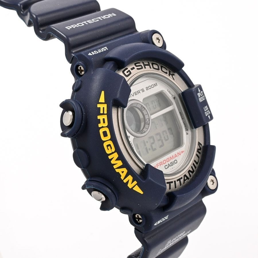 時計 CASIO G-SHOCK FROGMAN DW-8200NK-2JR Casio G-Shock Frogman DW-8200NK-2JR Navy Titanium Diver's 200m