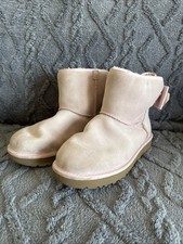 Beautiful Pink UGG Australia Boots with Pink Bow UK Size 5 Good Condition 