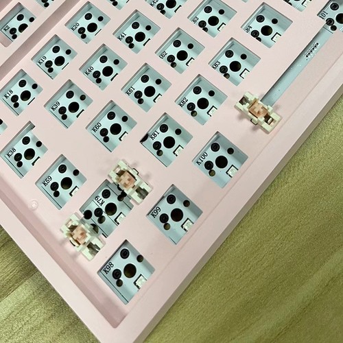 Hot-Swappable Mechanical Keyboard DIY Kit – 60% Compact Layout, Universal PCB, K - Picture 2 of 13