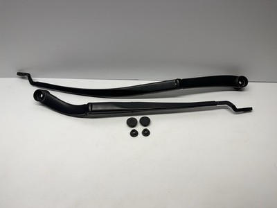 2016 - 2020 Kia Sorento LEFT & RIGHT Windshield Wiper Arms with Caps and Nuts