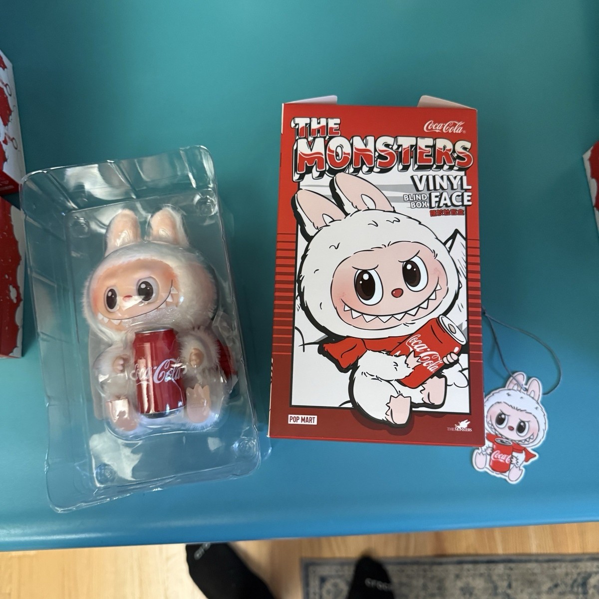 ぬいぐるみ LABUBU coca cola HAPPY FACTOR POP MART Labubu Coca-Cola Happy Factor Plush Keychain – The