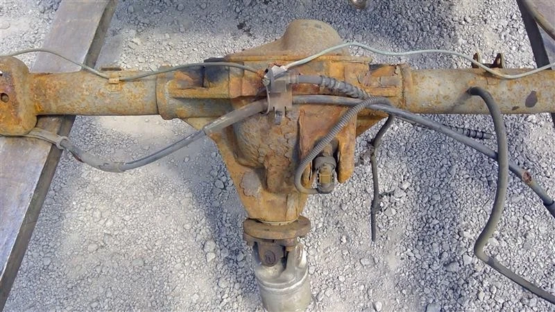 1999-2009 Ford Ranger Rear Axle 7.5" Ring Gear 9" Brakes 4.10 Ratio OEM Foto 2 de 4