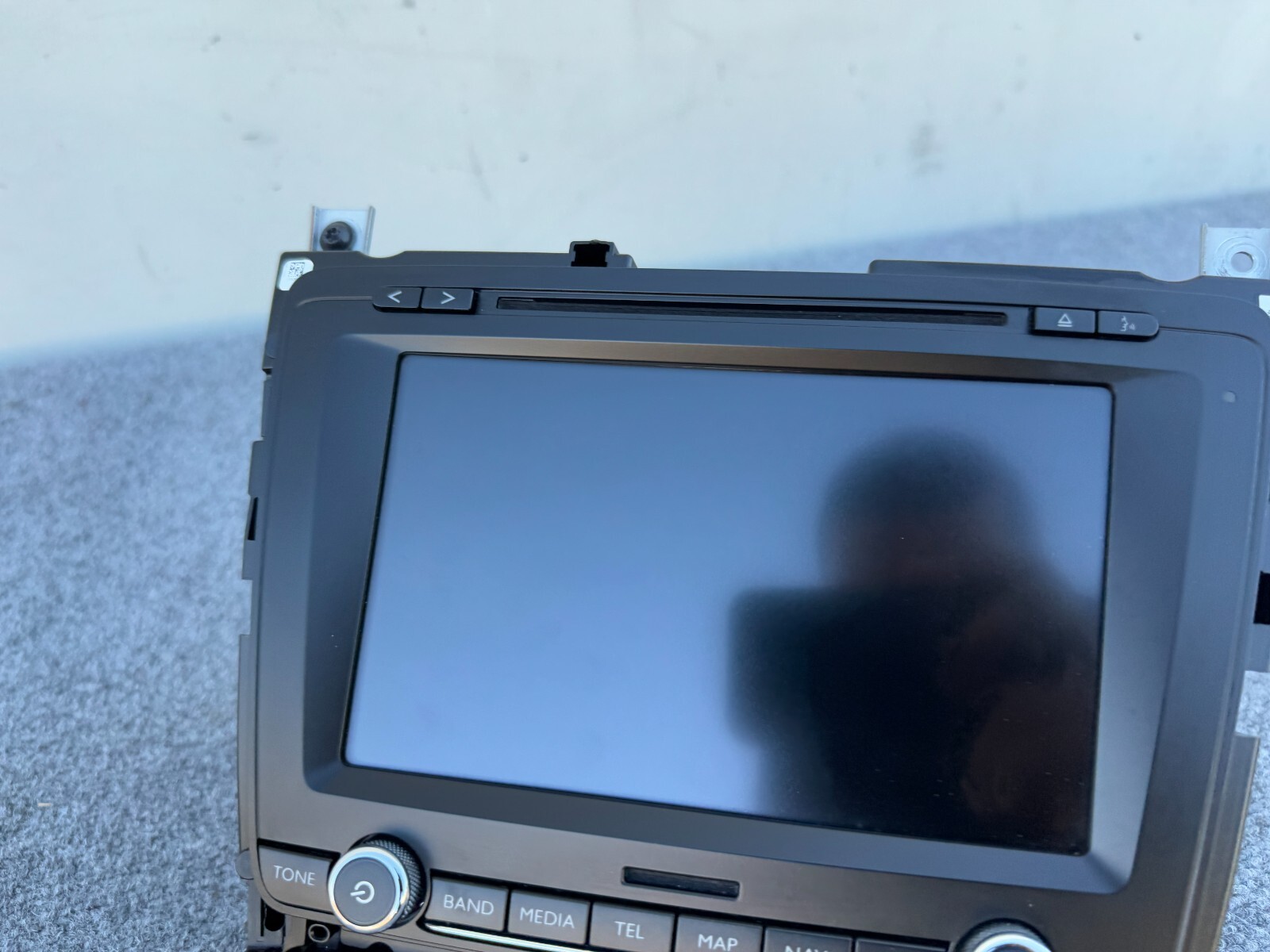 NAVIGATION SCREEN HEAD UNIT RADIO AUDIO BENTLEY FLYING SPUR OEM (2013-2018)