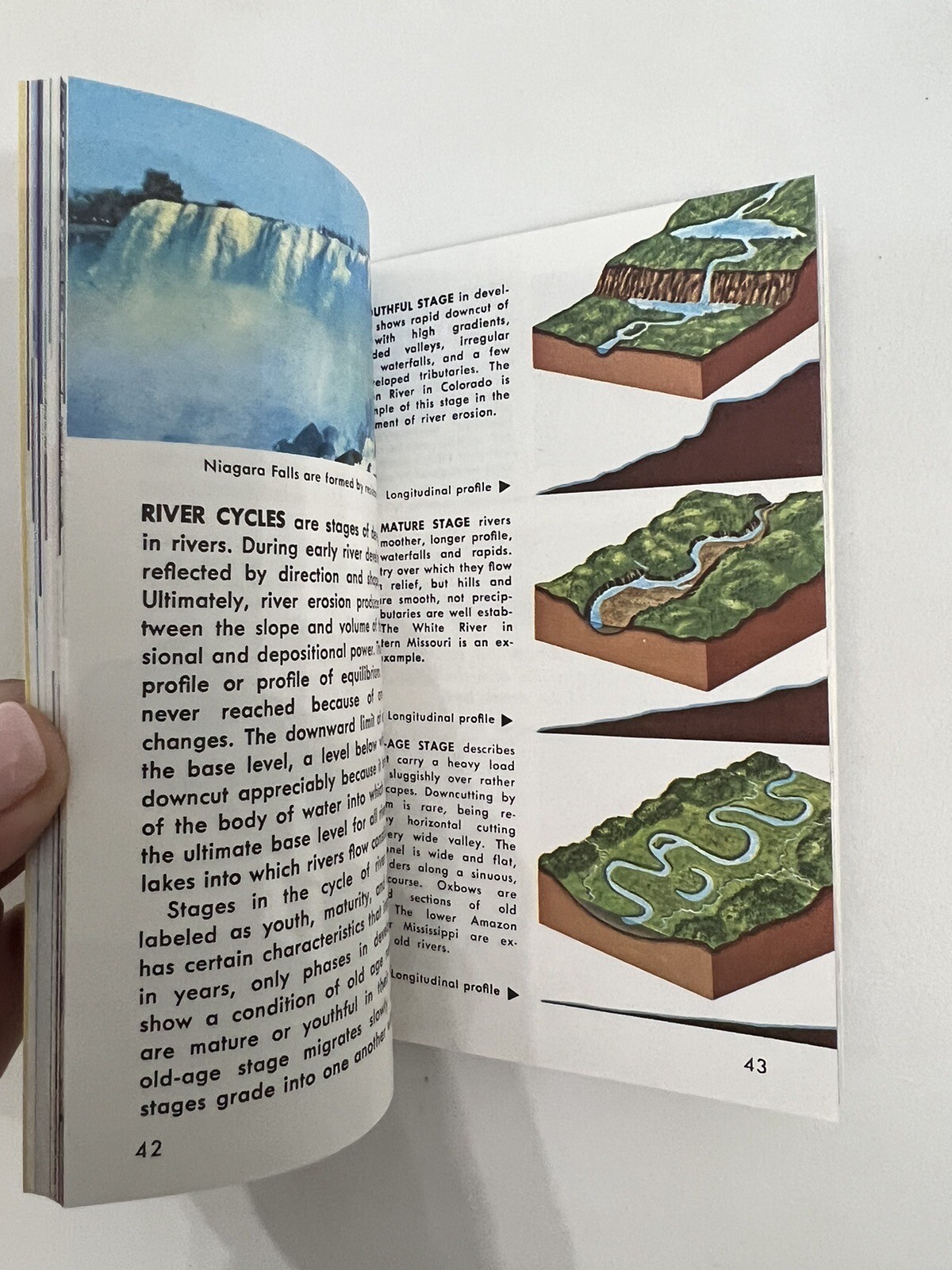 A Golden Guide Geology Book Booklet 1972 Vintage Falak Tayyeb