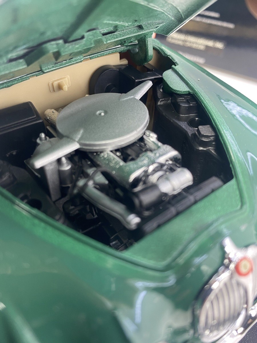 MAISTO 1/18 Scale 1959 JAGUAR MARK II”Green Version”Limited