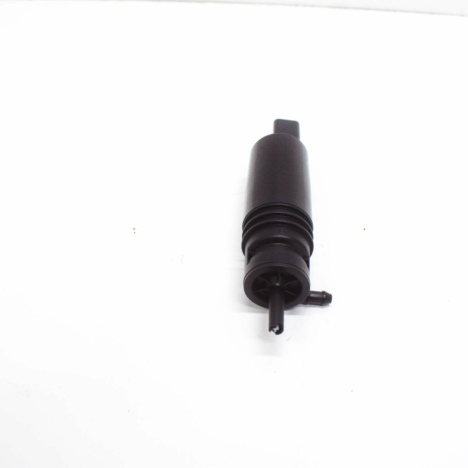 VOLVO XC70 MK2 Windshield Washer Tank Reservoir Pump 30655138 NEW