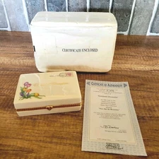 NEW Ardleigh Elliott CHERISHED DAUGHTER Porcelain Music Box w COA Brad Exchange