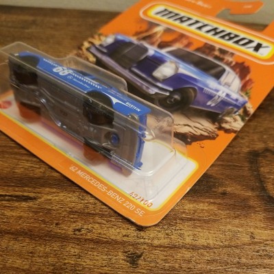 Matchbox Mercedes-Benz 220 SE ’62 – Modellauto, Blau Mit Weißem Dach, Für Kinder & Sammler