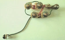 Rickenbacker 450 Guitar w/Mono Output w/NOS Vintage Tone Cap and SoZo Tone Caps