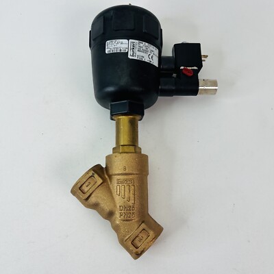 Burkert 468183 Type 2000 A PTFE Kv 18 232PSI Angle Seat Valve