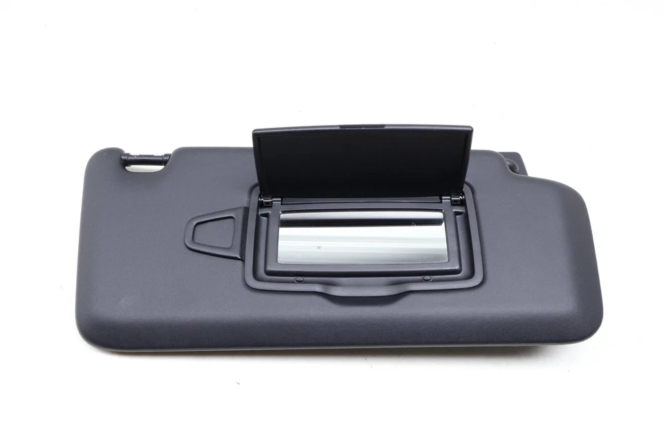 Mercedes-Benz C63 AMG S 2018-2021 - Parasol derecho / Espejo 2058107604 Foto 2 de 4