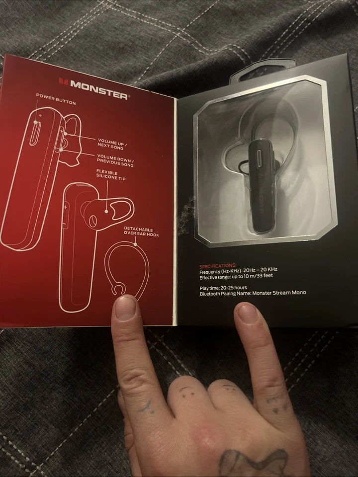 Auriculares Bluetooth Monster con gancho sobre la oreja Foto 2 de 3