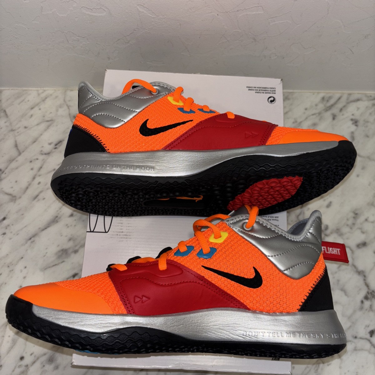Nike NASA x PG 3 Armstrong Building 703 Men’s Size 10.5 2018 Paul George Orange — product photo 3 of 11