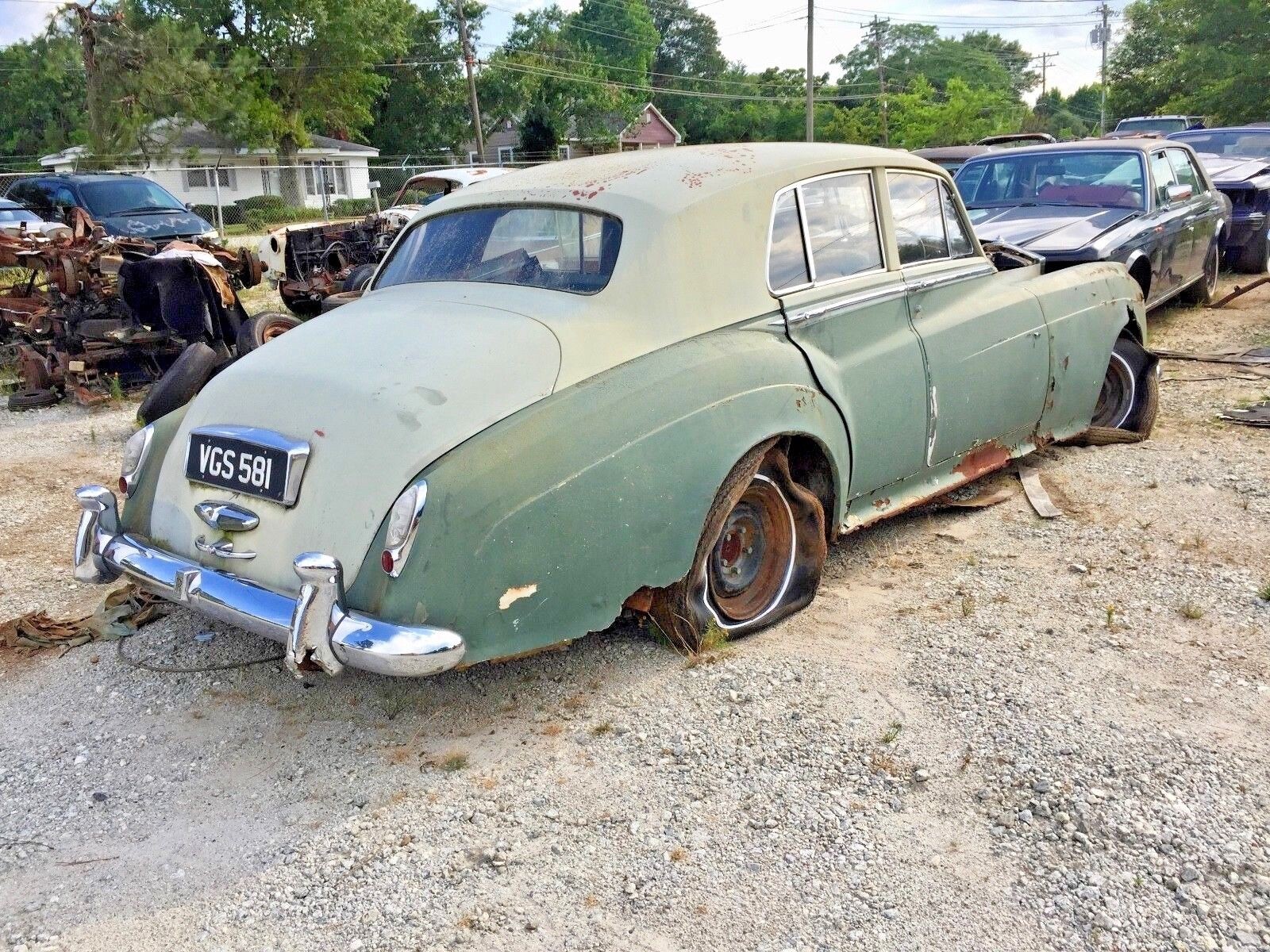 BENTLEY S1 ROLLS ROYCE CLOUD WRAITH UR543 BEARING BLOCK. LARGEST USED INVENTORY