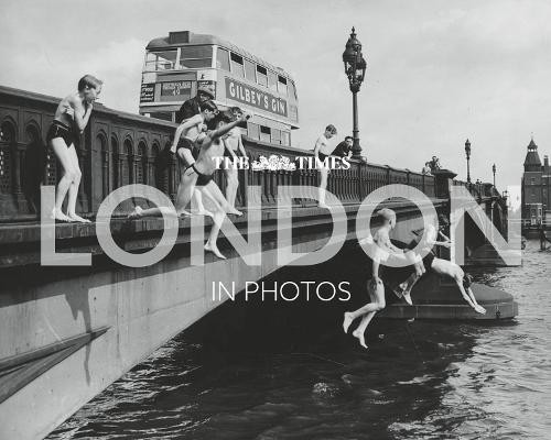 The Times London in Photos, Non-Fiction, Hardback, Times Books - Image 6